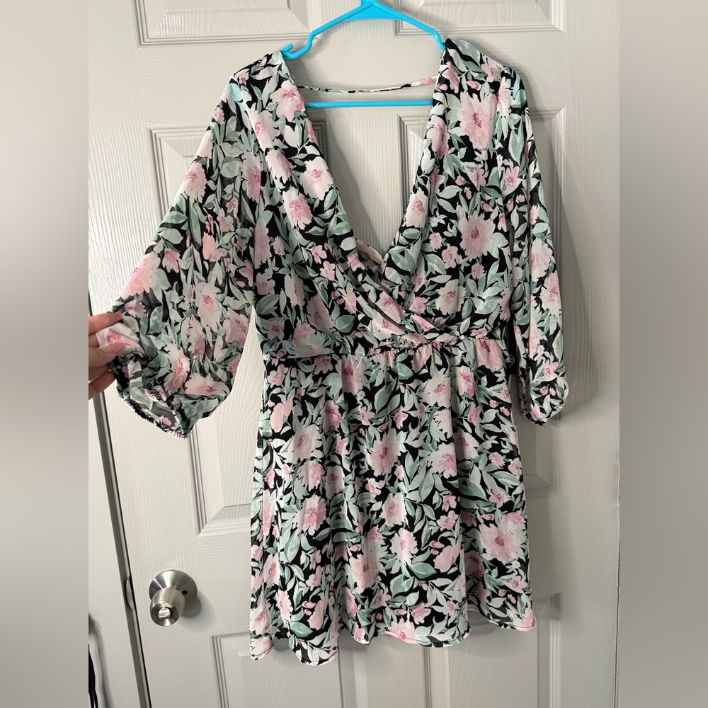 NWT | As U Wish | Pink Floral Mini Dress | 3/4 sleeve length |could fit Junior